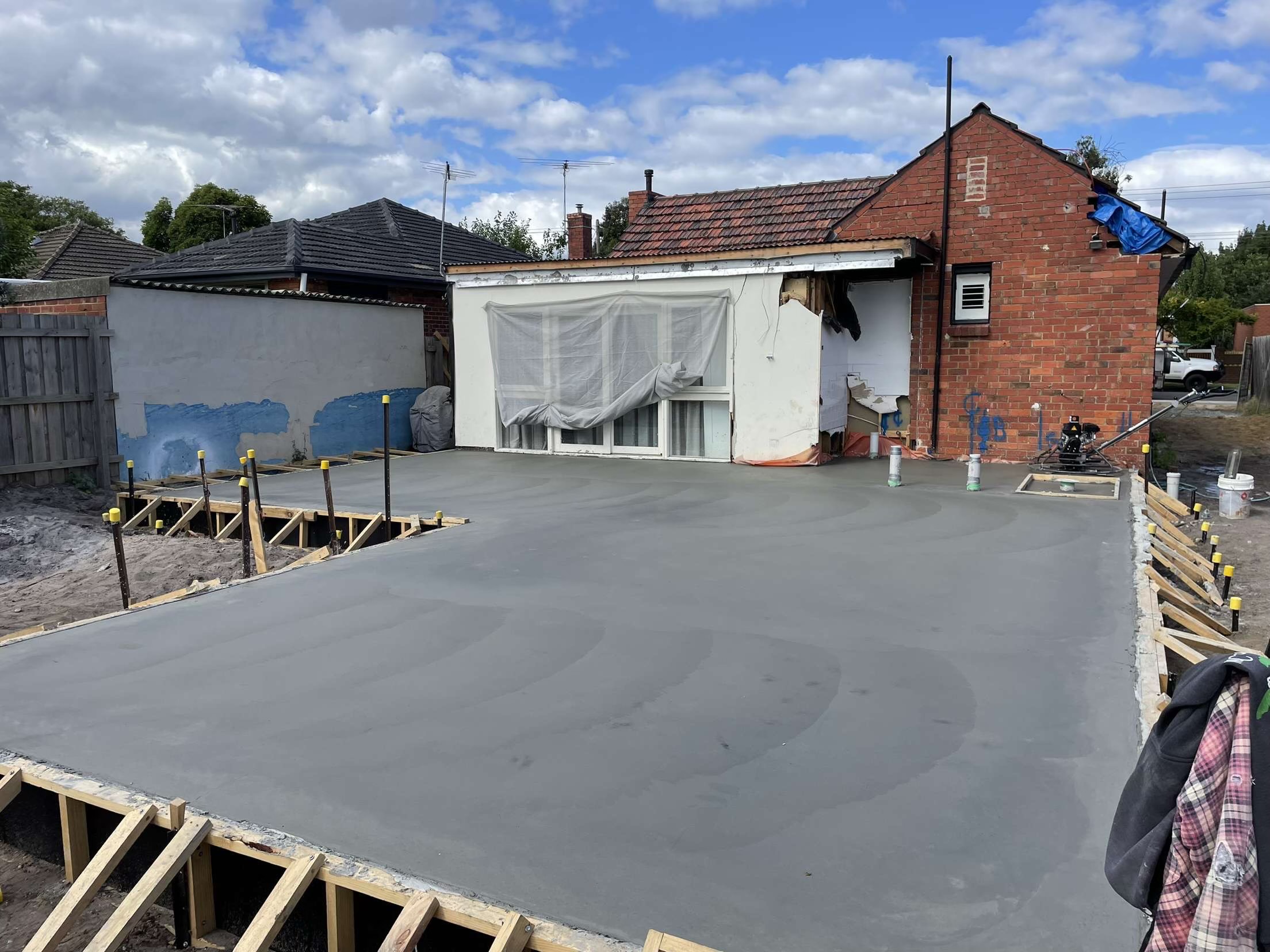 Prep Place & Finish this Slab extension in Belmore by Ocon Concrete Group Sydney