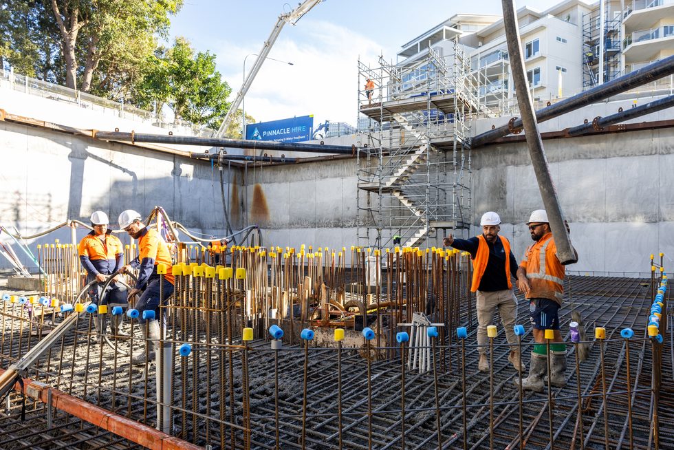 Ocon concreter on site, Belmont Mars Building