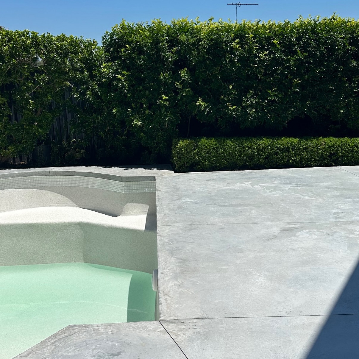 Pool Surrounds